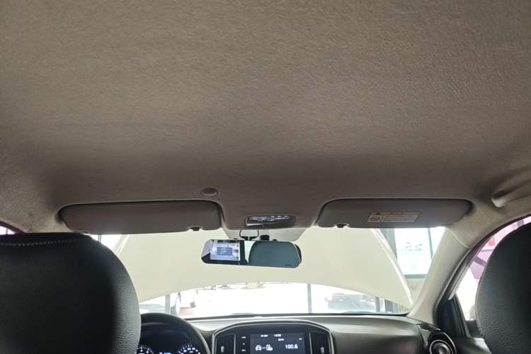 Used Kia kx1 Stonic 2019 1.4L Automatic Fun Edition China VI Headliner