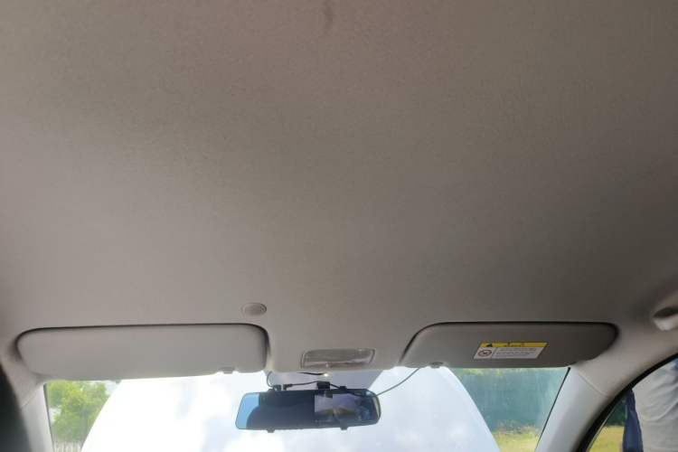 Used Kia kx1 Stonic 2019 1.4L Automatic Fun Edition China VI Headliner
