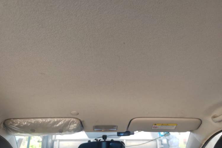 Used Kia kx1 Stonic 2019 1.4L Automatic Fashion Edition China VI Headliner
