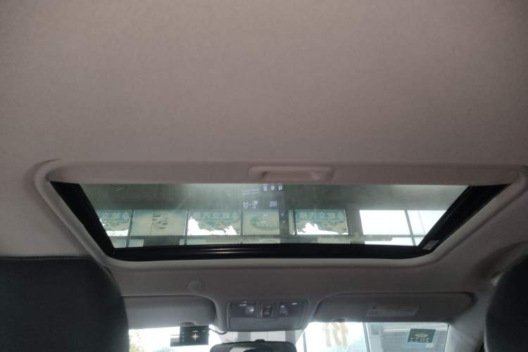Used Kia kx1 Stonic 2019 1.4L Automatic Fun Edition China V Standard Headliner