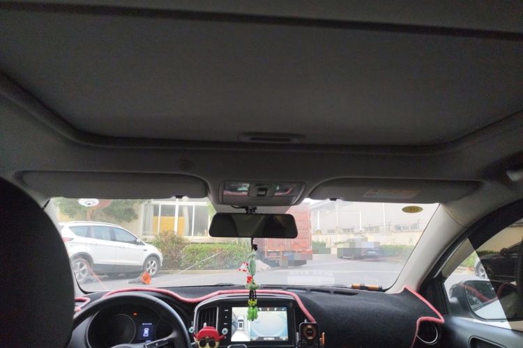 Used Kia kx1 Stonic 2019 1.4L Automatic Fun Edition China VI Headliner