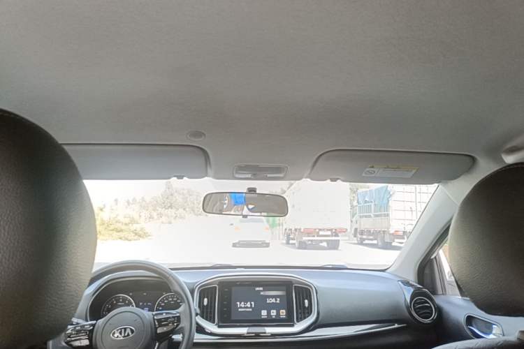 Used Kia kx1 Stonic 2019 1.4L Automatic Sport Edition China VI Headliner