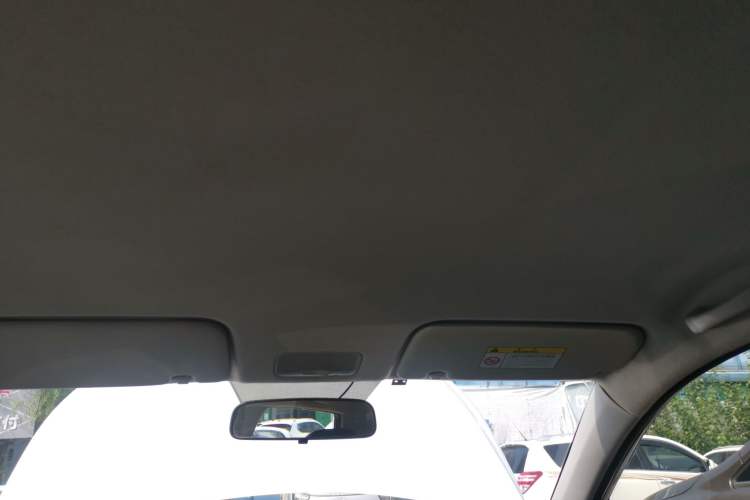 Used Kia kx1 Stonic 2019 1.4L Manual Fun Edition China VI Standard Headliner