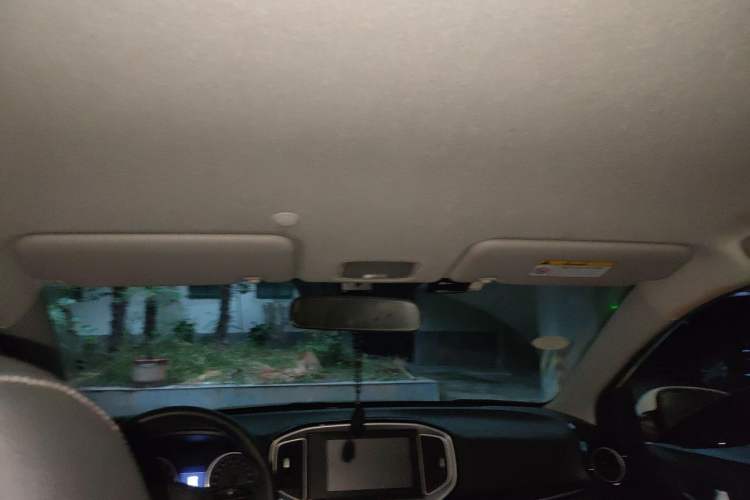 Used Kia kx1 Stonic 2019 1.4L Automatic Fun Edition China VI Headliner