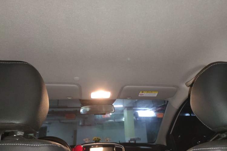 Used Kia kx1 Stonic 2019 1.4L Automatic Fun Edition China VI Headliner