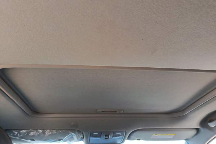Used Kia kx1 Stonic 2019 1.4L Automatic Fun Edition China VI Headliner
