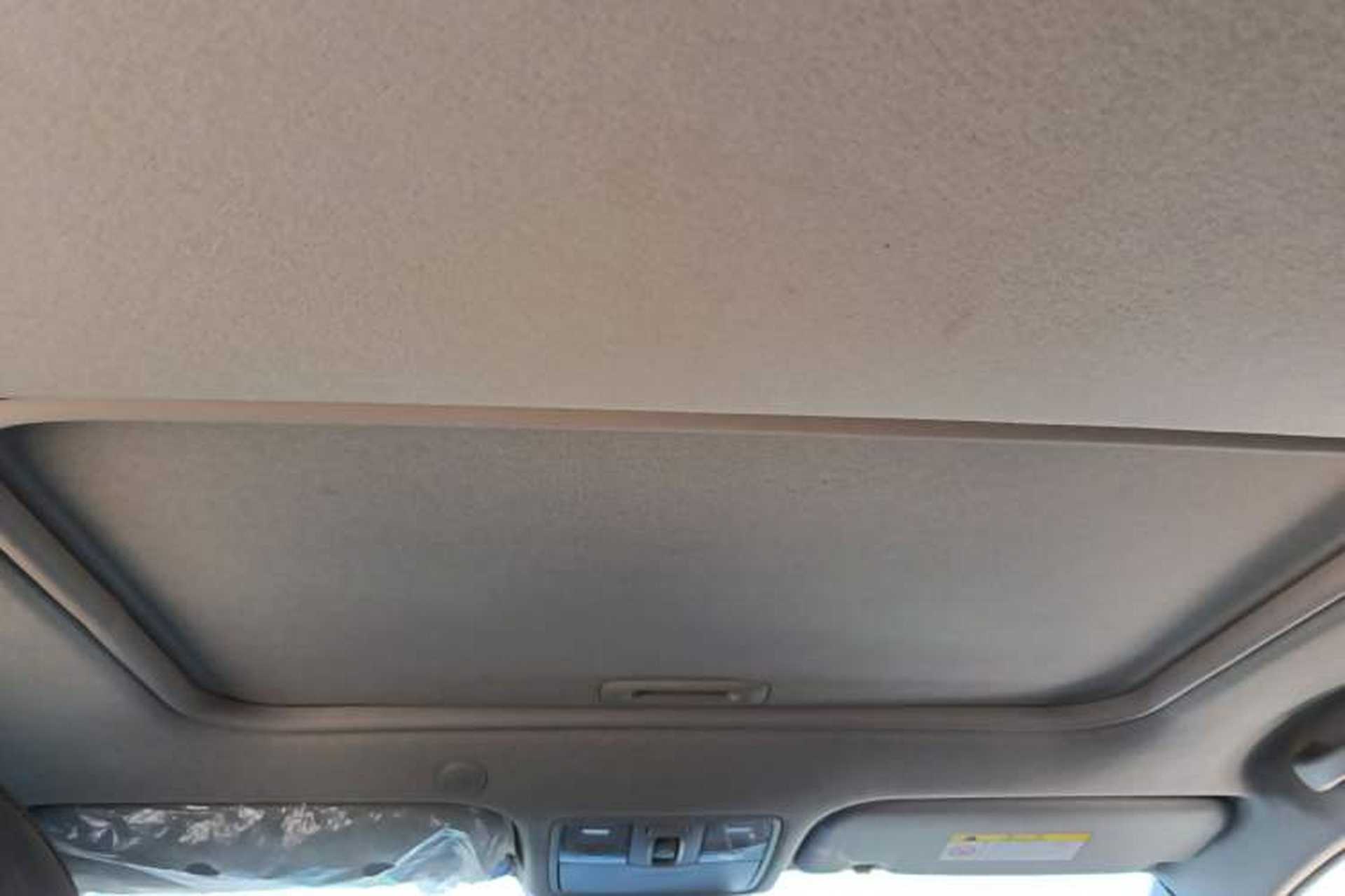 Used Kia kx1 Stonic 2019 1.4L Automatic Fun Edition China VI Headliner