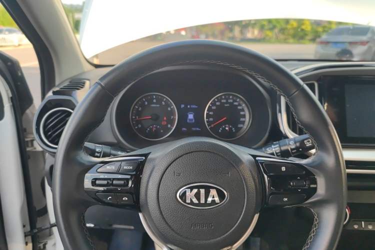 Used Kia kx1 Stonic 2019 1.4L Automatic Fun Edition China VI Instrument Cluster