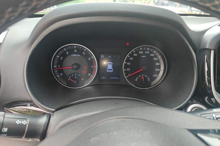 Used Kia kx1 Stonic 2019 1.4L Automatic Sport Edition China VI Instrument Cluster