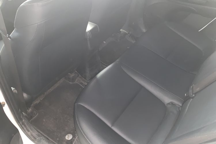 Used Kia kx1 Stonic 2019 1.4L Automatic Fun Edition China VI Interior 3