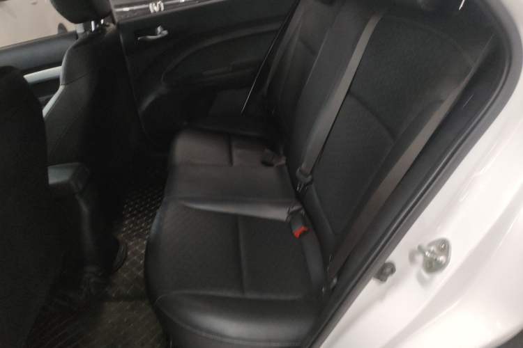 Used Kia kx1 Stonic 2019 1.4L Automatic Fun Edition China V Standard Interior 4