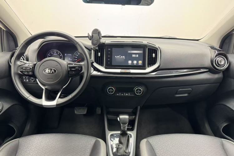 Used Kia kx1 Stonic 2019 1.4L Automatic Fun Edition China VI Interior 7