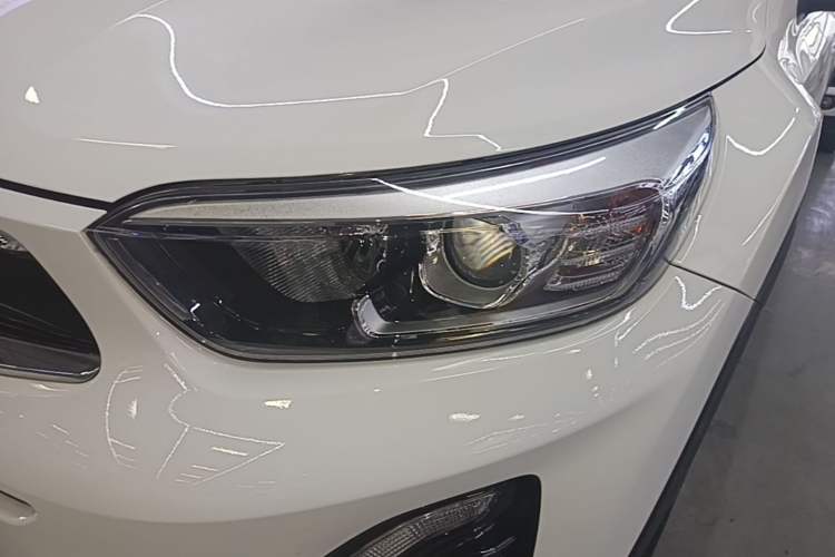 Used Kia kx1 Stonic 2019 1.4L Automatic Fun Edition China VI Left Front Headlight