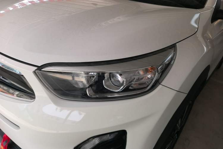 Used Kia kx1 Stonic 2019 1.4L Automatic Fun Edition China VI Left Front Headlight