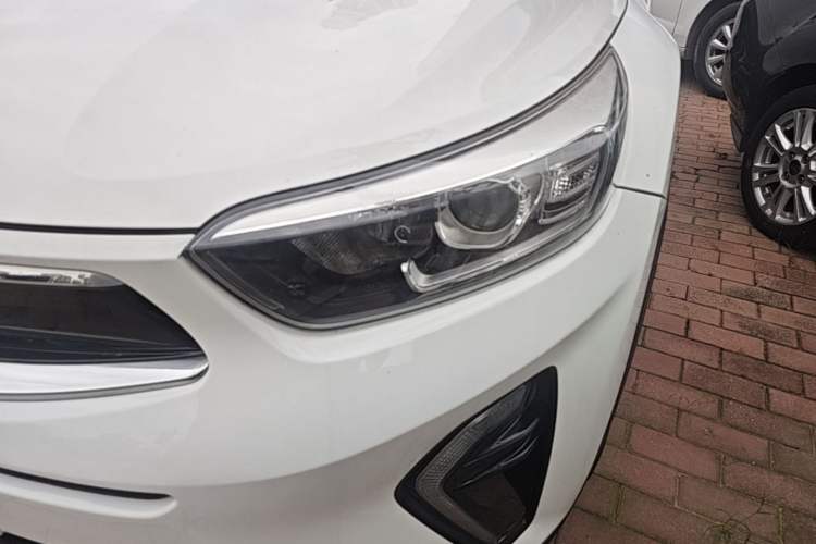 Used Kia kx1 Stonic 2019 1.4L Automatic Sport Edition China VI Left Front Headlight