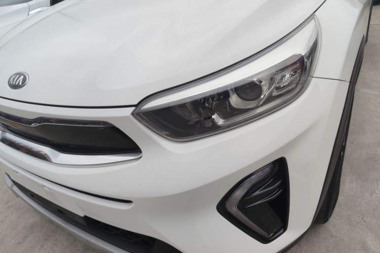 Used Kia kx1 Stonic 2019 1.4L Automatic Sport Edition China VI Left Front Headlight