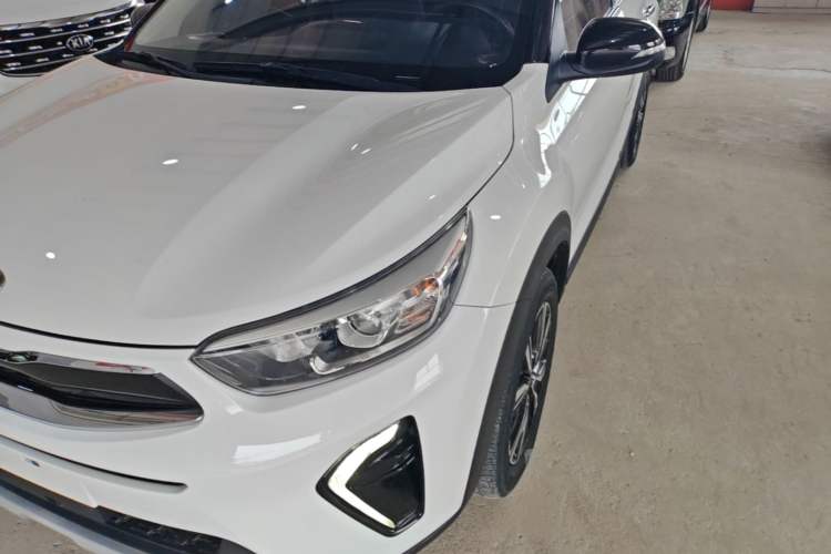 Used Kia kx1 Stonic 2019 1.4L Automatic Sport Edition China VI Left Front Headlight