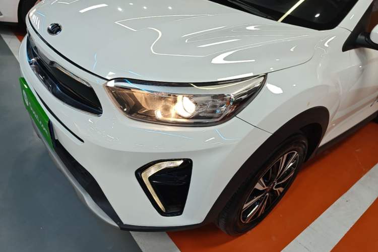 Used Kia kx1 Stonic 2019 1.4L Automatic Sport Edition China VI Left Front Headlight