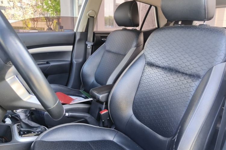 Used Kia kx1 Stonic 2019 1.4L Automatic Fun Edition China VI Left Front Seat