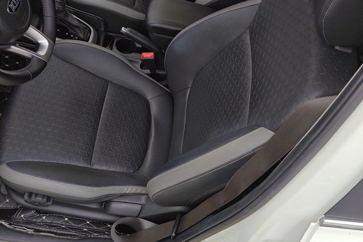Used Kia kx1 Stonic 2019 1.4L Automatic Fun Edition China V Standard Left Front Seat