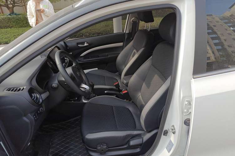 Used Kia kx1 Stonic 2019 1.4L Manual Fun Edition China VI Standard Left Front Seat