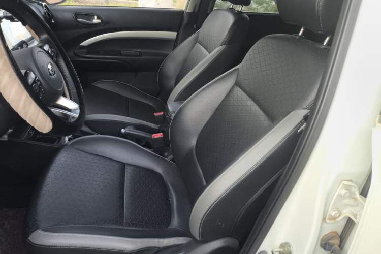 Used Kia kx1 Stonic 2019 1.4L Automatic Fun Edition China V Standard Left Front Seat