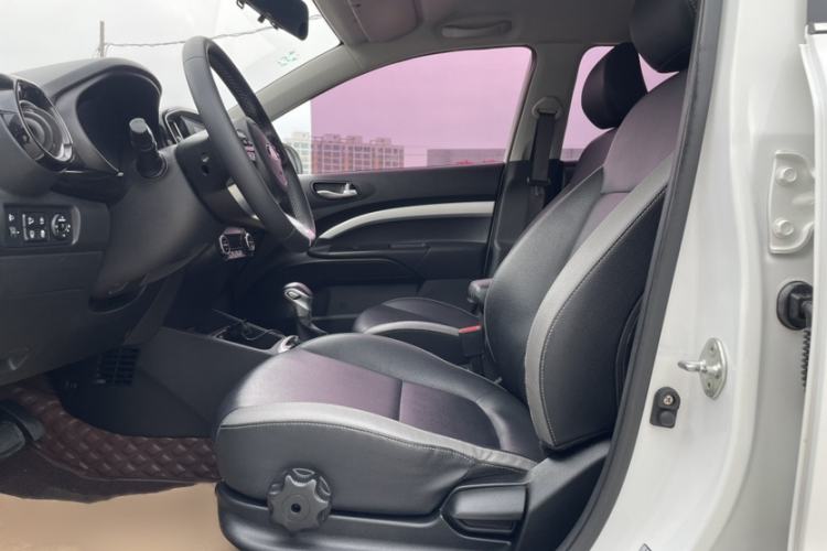 Used Kia kx1 Stonic 2019 1.4L Automatic Fun Edition China VI Left Front Seat