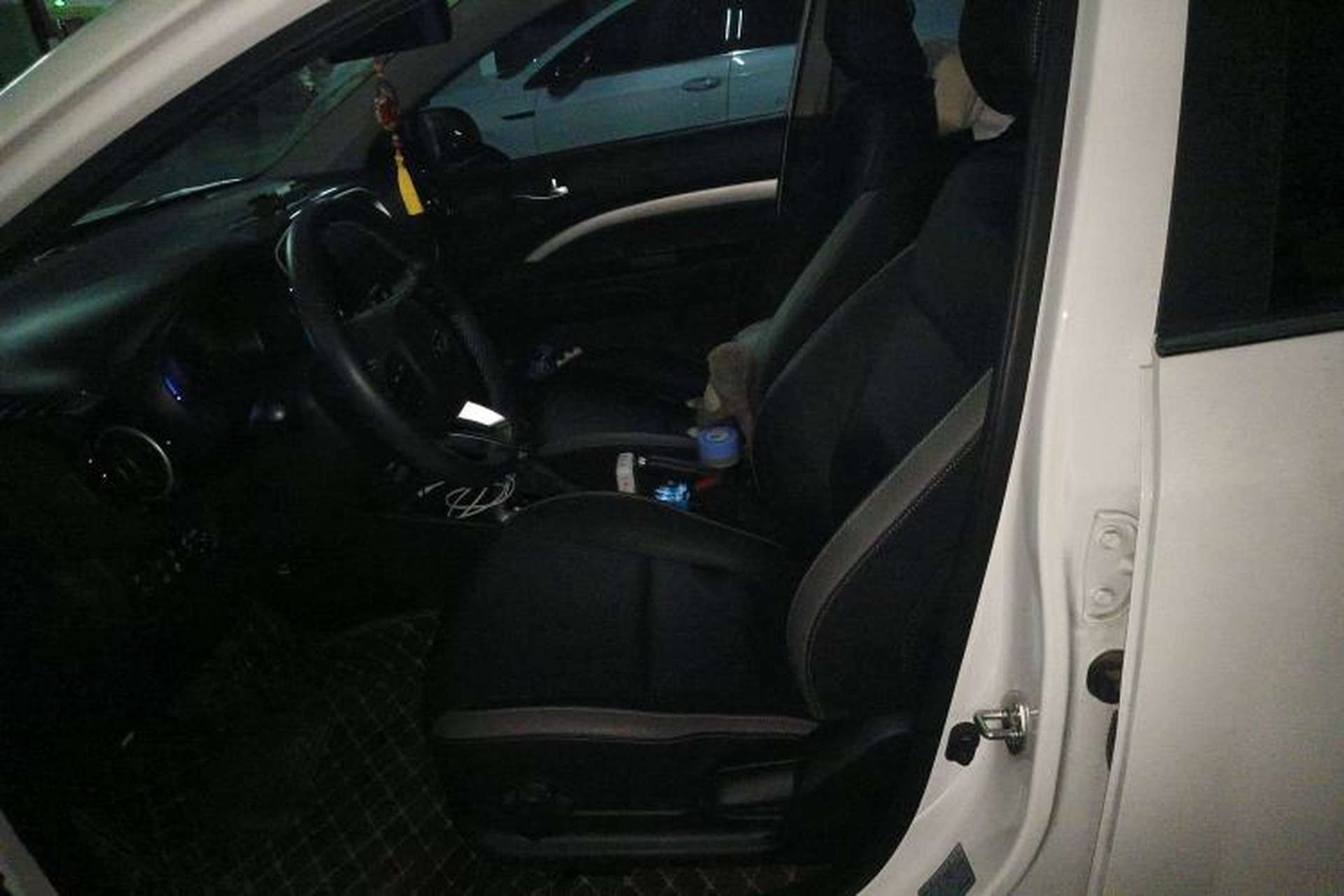 Used Kia kx1 Stonic 2019 1.4L Automatic Fun Edition China VI Left Front Seat