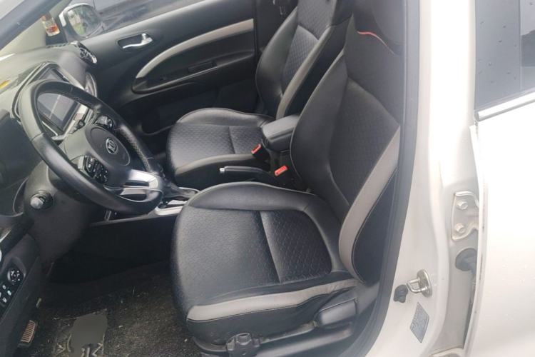 Used Kia kx1 Stonic 2019 1.4L Automatic Sport Edition China VI Left Front Seat