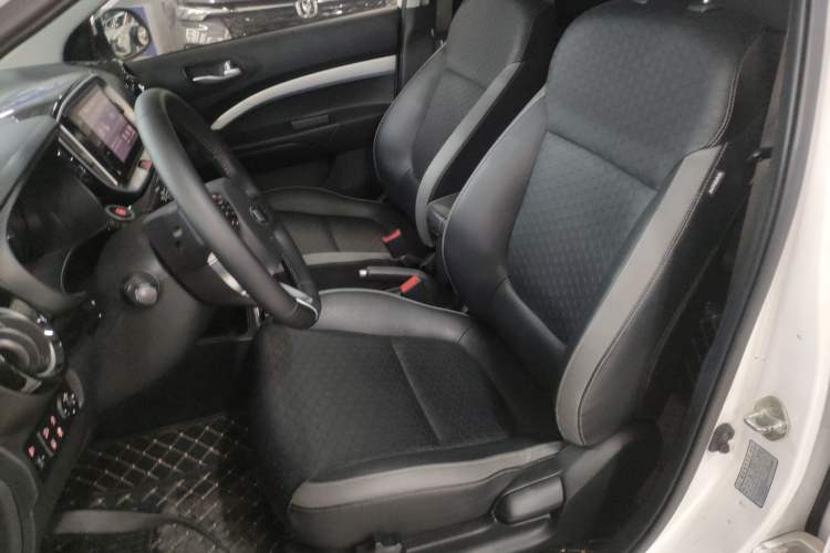 Used Kia kx1 Stonic 2019 1.4L Automatic Fun Edition China V Standard Left Front Seat