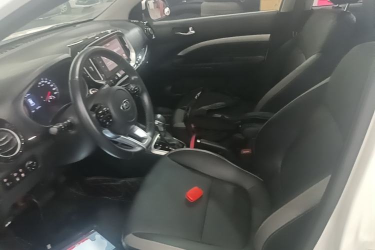 Used Kia kx1 Stonic 2019 1.4L Automatic Fun Edition China V Standard Left Front Seat