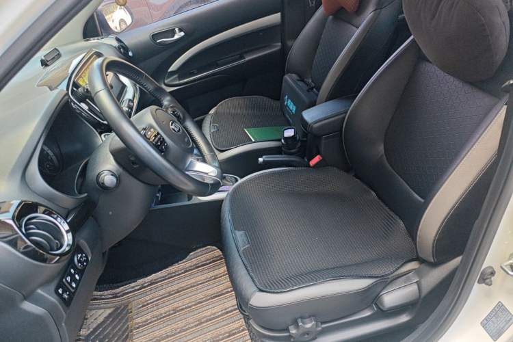 Used Kia kx1 Stonic 2019 1.4L Automatic Fun Edition China V Standard Left Front Seat