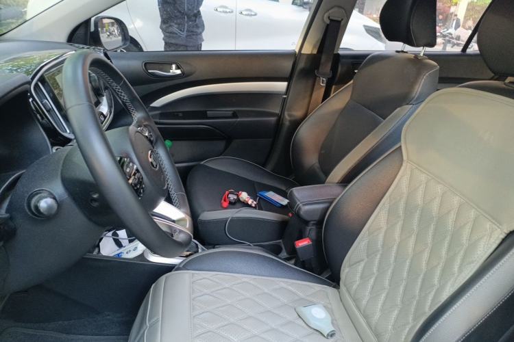 Used Kia kx1 Stonic 2019 1.4L Automatic Fun Edition China VI Left Front Seat