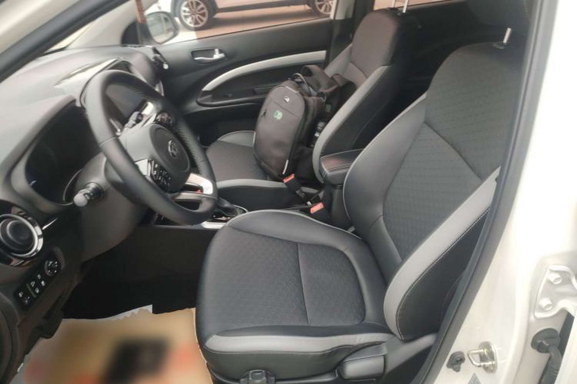 Used Kia kx1 Stonic 2019 1.4L Automatic Fun Edition China V Standard Left Front Seat
