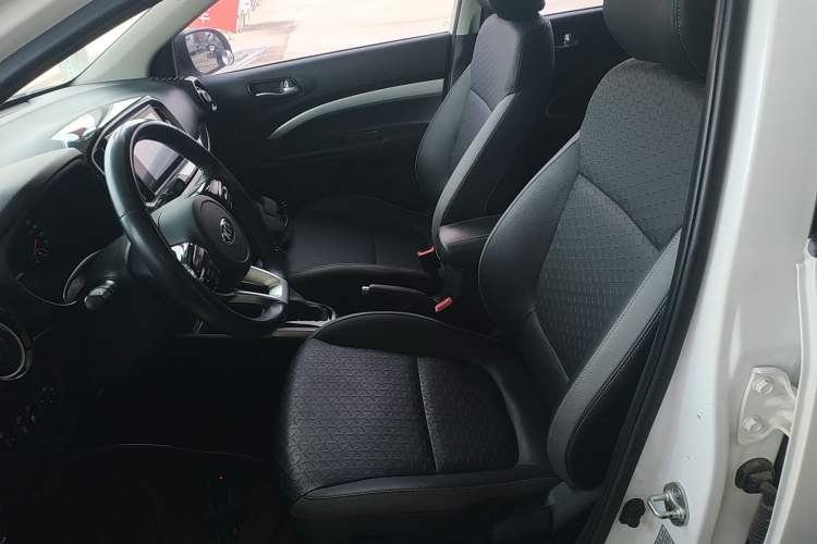 Used Kia kx1 Stonic 2019 1.4L Automatic Fun Edition China V Standard Left Front Seat