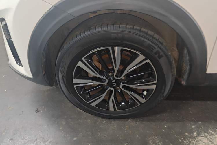 Used Kia kx1 Stonic 2019 1.4L Manual Fun Edition China VI Standard Left Front Wheel Hub