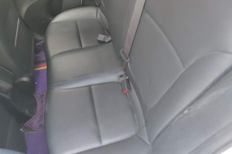 Used Kia kx1 Stonic 2019 1.4L Automatic Fun Edition China VI Left Rear Seat