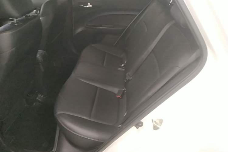 Used Kia kx1 Stonic 2019 1.4L Automatic Fun Edition China V Standard Left Rear Seat