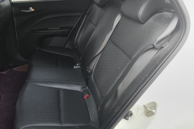 Used Kia kx1 Stonic 2019 1.4L Automatic Fun Edition China V Standard Left Rear Seat