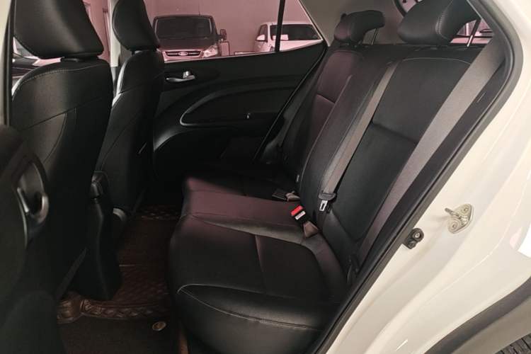 Used Kia kx1 Stonic 2019 1.4L Automatic Fun Edition China VI Left Rear Seat