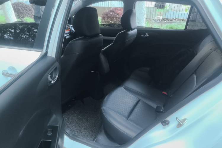 Used Kia kx1 Stonic 2019 1.4L Automatic Fun Edition China VI Left Rear Seat