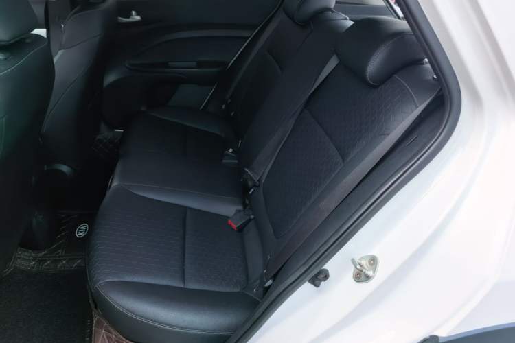 Used Kia kx1 Stonic 2019 1.4L Manual Fun Edition China VI Standard Left Rear Seat