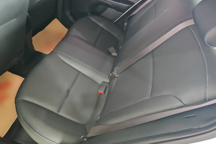Used Kia kx1 Stonic 2019 1.4L Automatic Sport Edition China VI Left Rear Seat