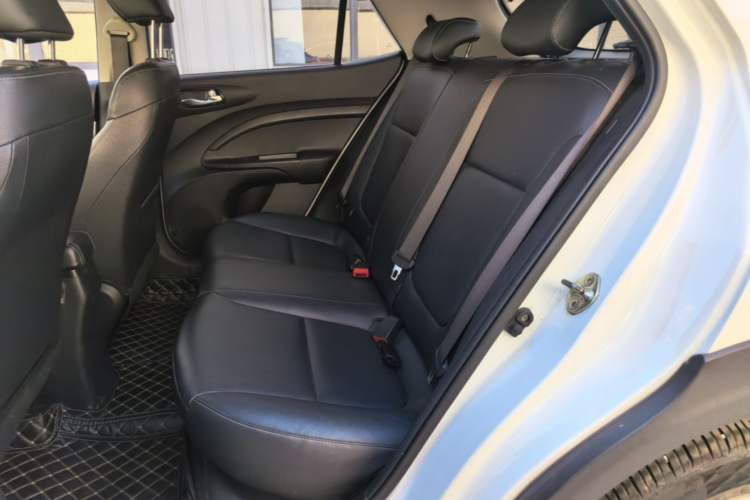 Used Kia kx1 Stonic 2019 1.4L Automatic Fun Edition China VI Left Rear Seat