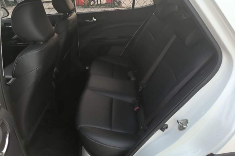 Used Kia kx1 Stonic 2019 1.4L Automatic Fun Edition China VI Left Rear Seat