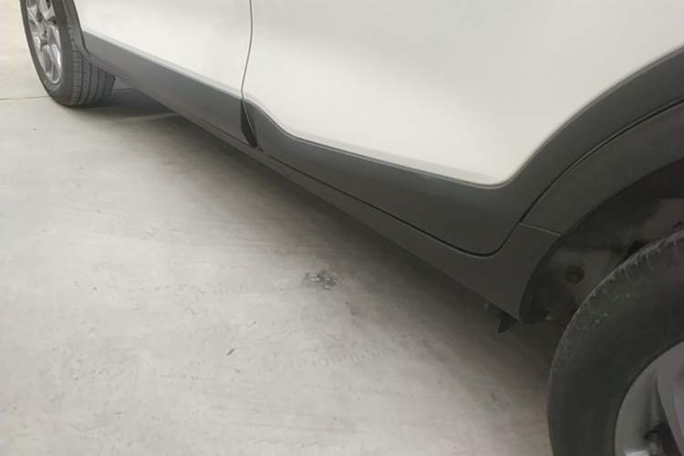 Used Kia kx1 Stonic 2019 1.4L Automatic Fun Edition China V Standard Left Side Sill