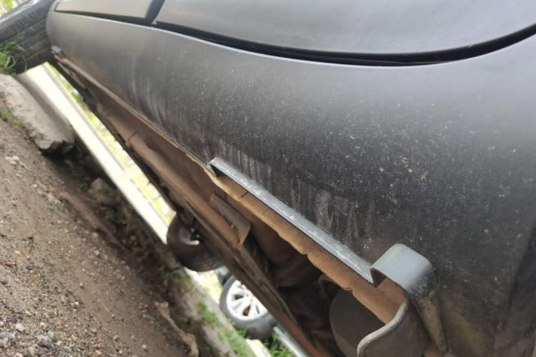 Used Kia kx1 Stonic 2019 1.4L Automatic Fun Edition China VI Left Side Sill