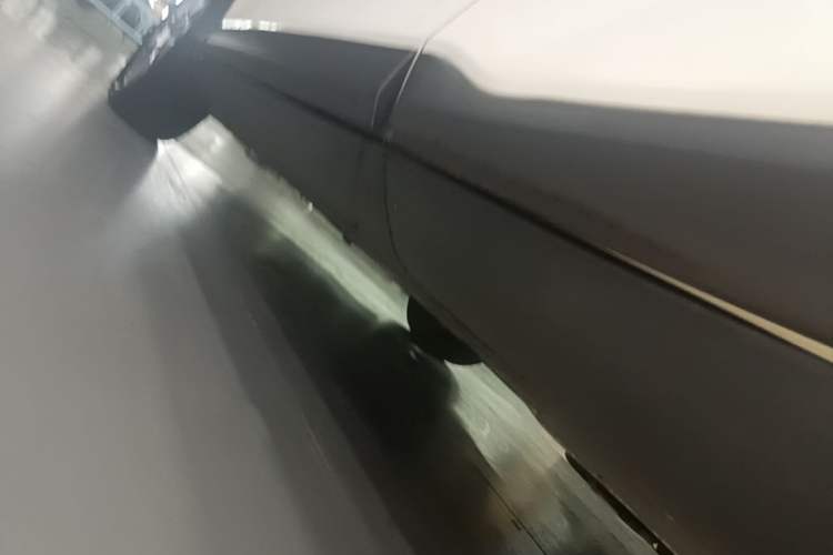 Used Kia kx1 Stonic 2019 1.4L Automatic Fun Edition China V Standard Left Side Sill