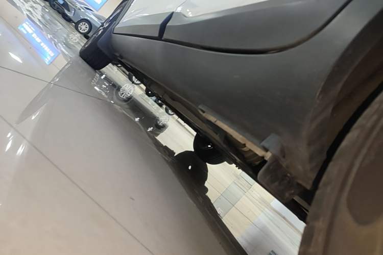 Used Kia kx1 Stonic 2019 1.4L Automatic Fun Edition China VI Left Side Sill