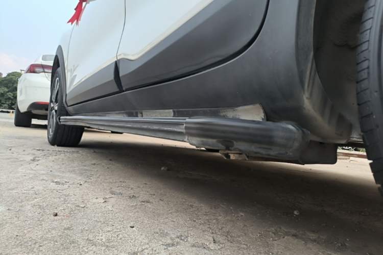Used Kia kx1 Stonic 2019 1.4L Automatic Fun Edition China VI Left Side Sill